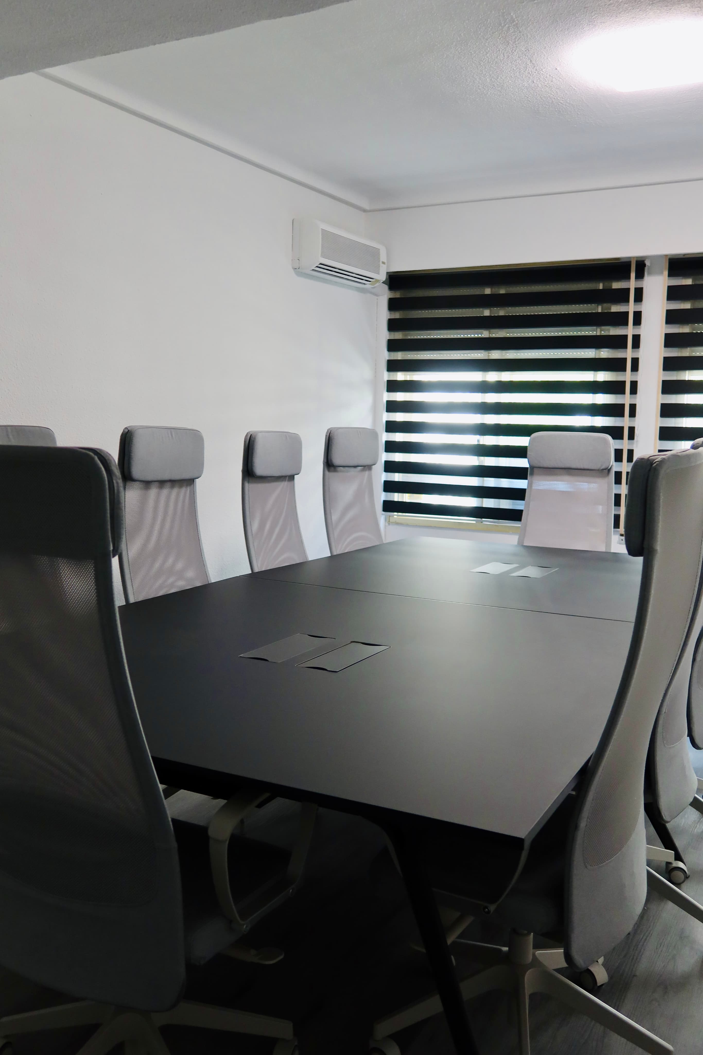 Mesa de reuniones de Solum Madrid